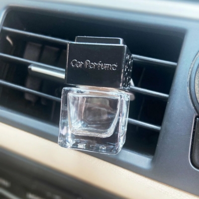 Autós aroma diffúzor kisüveg  - klipsz